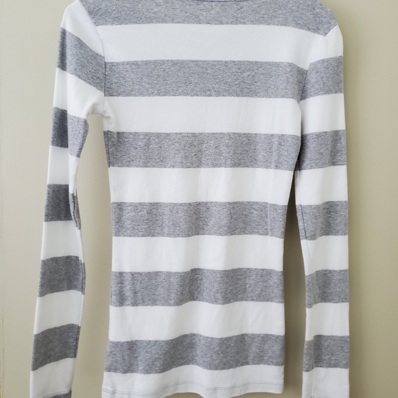 Tommy Hilfiger Long sleeve - Picture 4 of 4